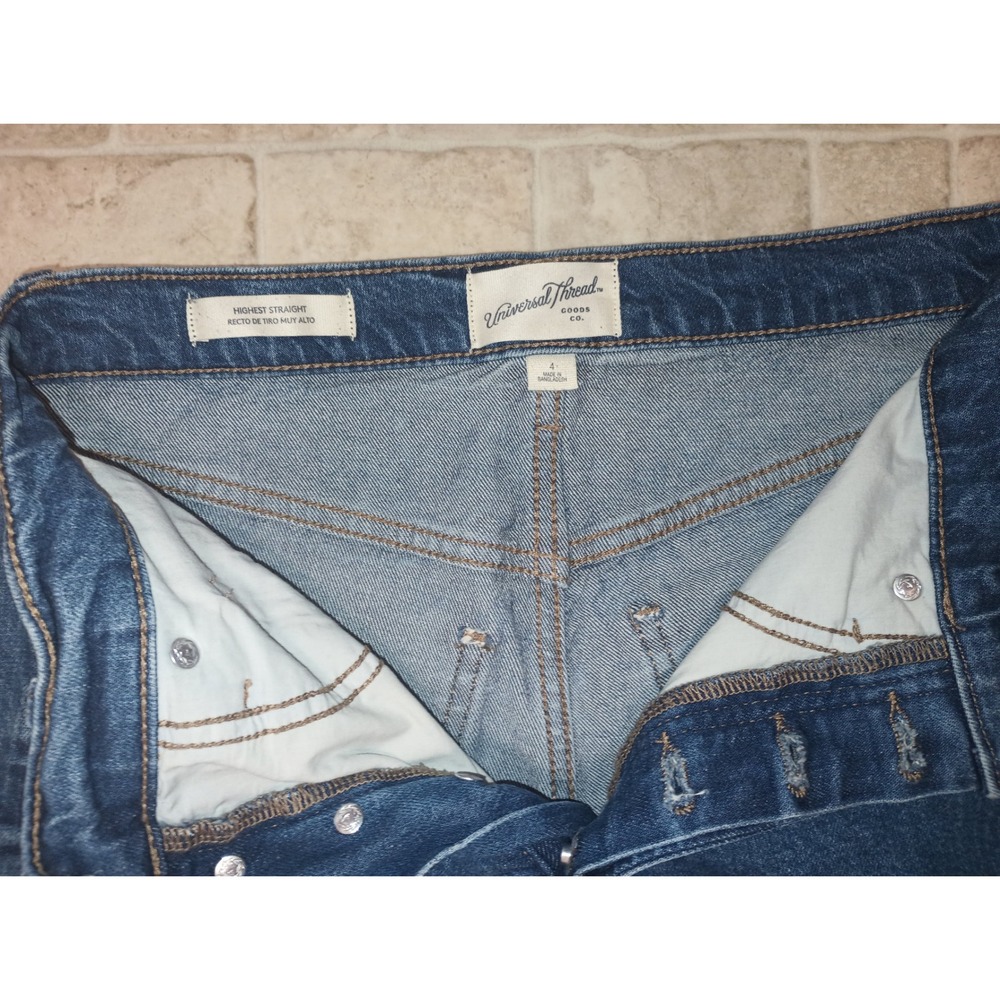 Universal Thread Straight High Rise Button Fly Jeans Blue Capsule Wardrobe 4 - Picture 4 of 9